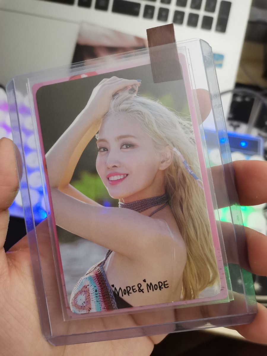 se0kminn13's tweet photo. ANG QT TALAGA NG PACKAGING HUHU tysm @crlee_sky !! ganda saur much 😭😭 thank youu po for the smooth transaction >< 🤍
#charleefeedbacks https://t.co/dWDcVKSPr4