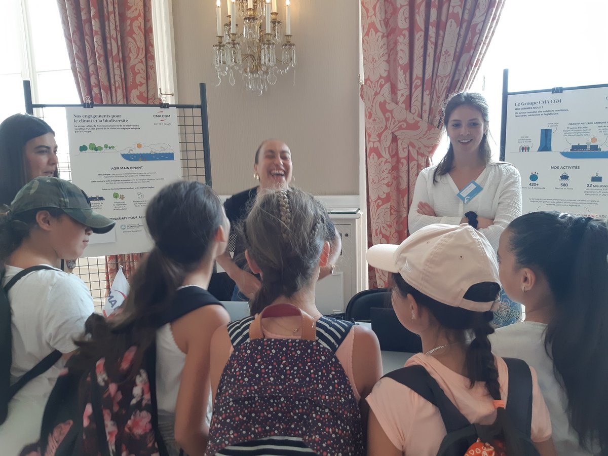 _HannahRobin_'s tweet photo. C'est parti pour l'accueil de 250 élèves au pharo pour des rencontres avec des chercheur.e.s, des entreprises et des associations sur la protection des océans ! @univamu @ocean_amu @MIOceanologie @neede_med @CmaCgm_France @Pollustock @CMQE_Mer @marseille @MaRegionSud @UEFrance https://t.co/CdO3IuWTGU