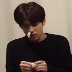 얌전하던 아들이 유치원에서 쌈박질하고 코피 터져서 왔다