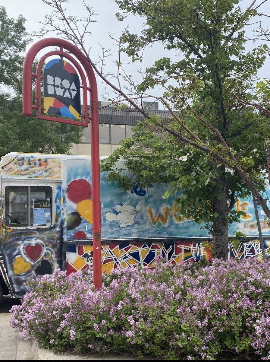 BySaskatoon's tweet photo. Art by the River     Saskatoon https://t.co/Xwwdai6FoP