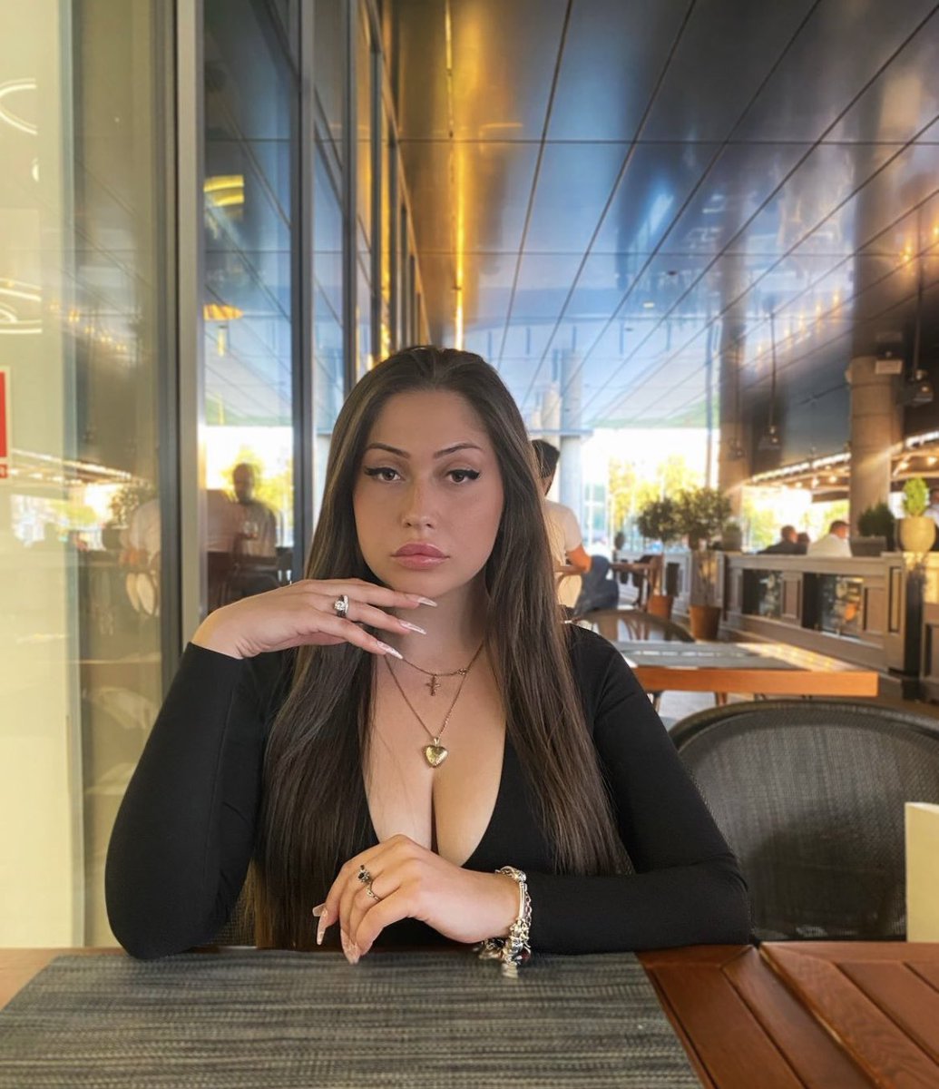 edit_slavexx's tweet photo. I have a task for all the little losers out there message me #wankbattle #wankchat #task #loser #femdom https://t.co/yGKxKfLH2Z