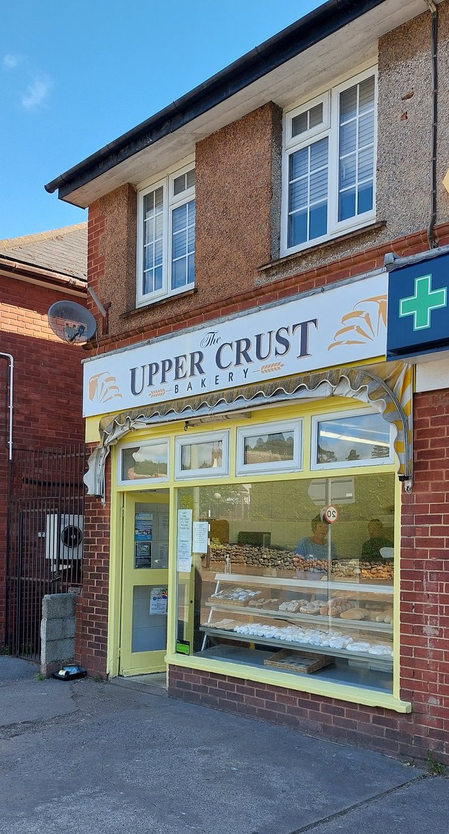 grecian10681068's tweet image. Better than Greggs.
Cheaper than Greggs .
'Nuff said.
#uppercrust 
#sidmouth