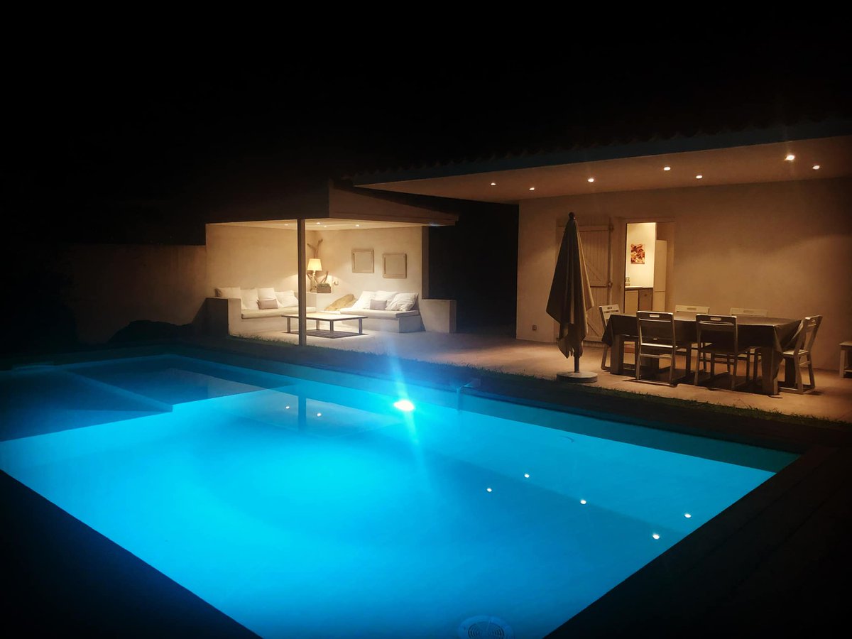 soavip's tweet photo. https://t.co/1k5uxJnCM5 
Villas 8 personnes, piscine privée, bord de mer 
Suite désistement, Casa Suprana est disponible du :
samedi 2 au 9 juillet : 2.500€ au lieu de 3.300€
samedi 9 au 16 juillet : 2800€ au lieu de 3.600€ 
#location_corse #opportunité_vacances_corse #rental https://t.co/ArcTxSE0Cr