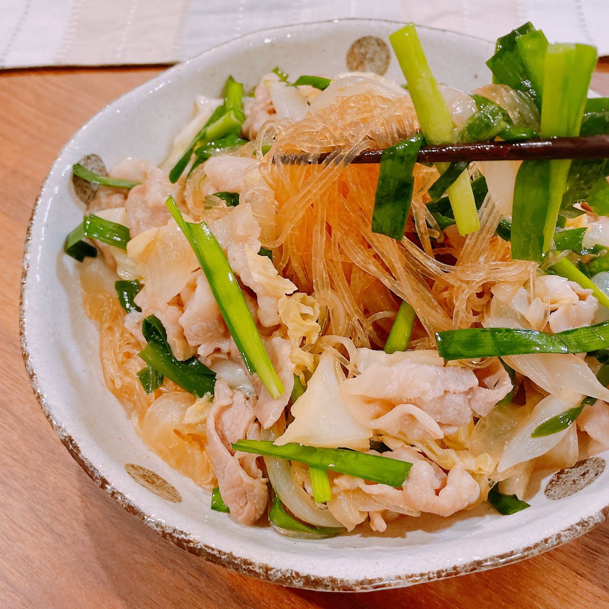 Ririmacooking's tweet photo. にら豚春雨♪
ごはんのお供にぴったり！
春雨に味がしみしみ美味しい☺️✨
https://t.co/7VVnQPInY7 https://t.co/eHFYircENX
