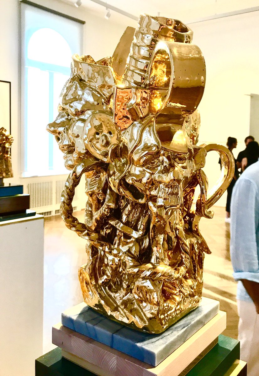 regina_kittler's tweet photo. Hier kann ein liebgewordener (kleiner) Gegenstand „vergoldet“ werden 🤩 Die Ausstellung „VERGOLDET / DORÉ“ im @SchlossBiesdorf läuft bis 21.8. &amp; wird durch #LaborM kunstvermittelnd mit offener Werkstatt kostenfrei begleitet. https://t.co/HuwGJ488qv https://t.co/ralDvha1OE