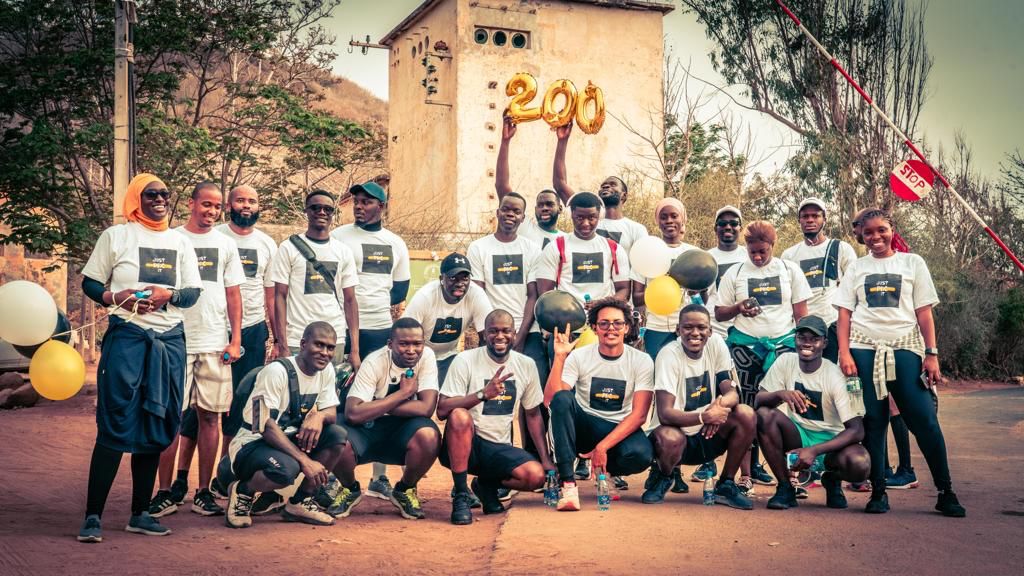 PobarChallenge's tweet photo. "Changer nos vies nous réunit et nous n'arrêtons pas nos efforts dans ce sens"
#Pobarbodychallenge
#Amoulcetadire
#justpobarit
#MondayMotivation https://t.co/gIXaczJasy