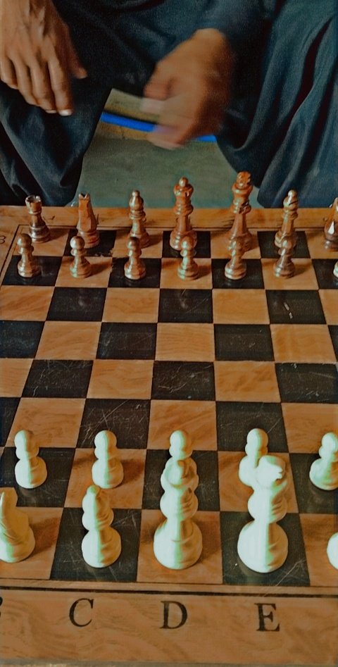 NHhusnain's tweet photo. kabhi Kheli Chess ? 😁☺️ https://t.co/JGEKRfQ6Jk