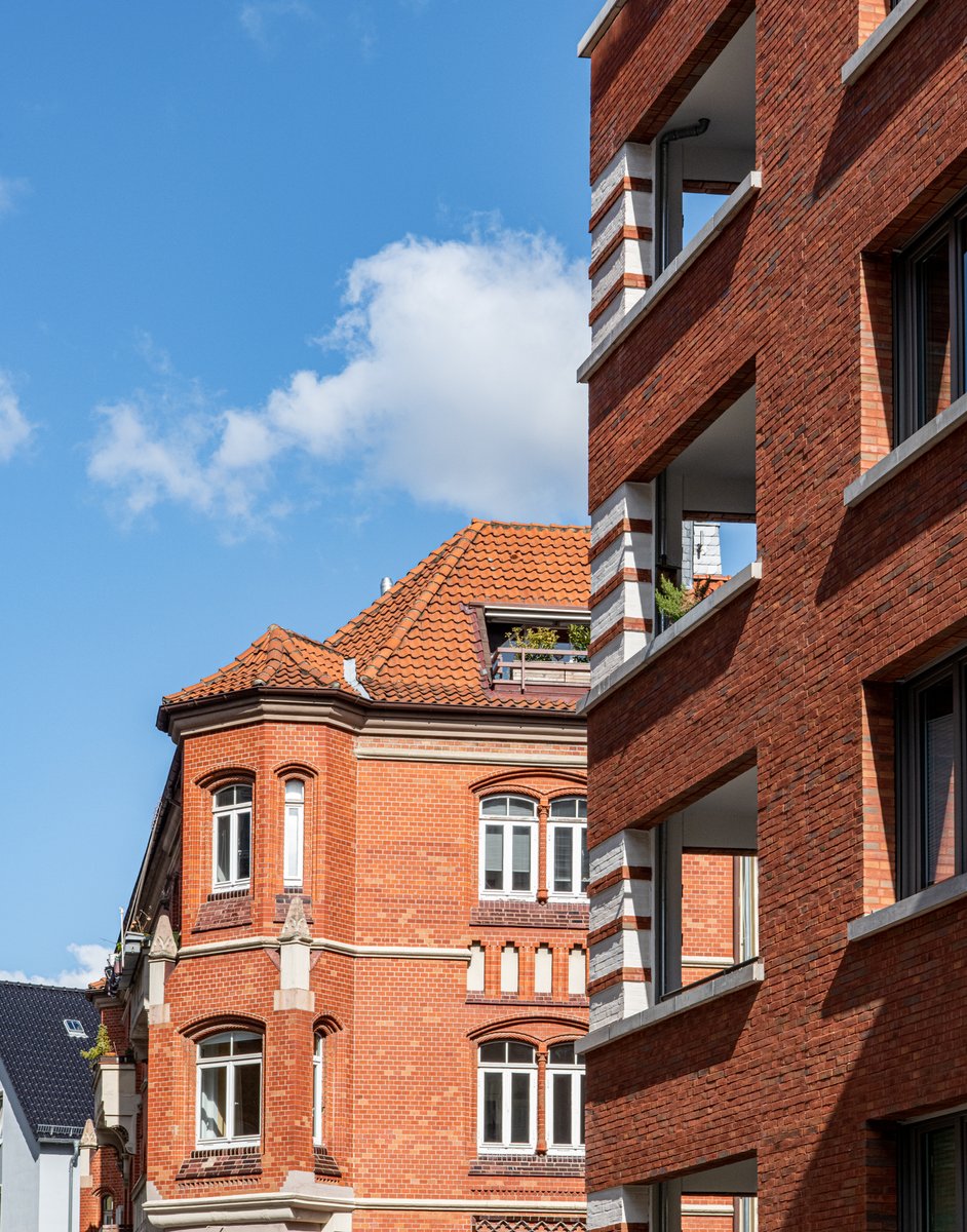 News: Ein neues Wohnhaus für #Hannover: Am Eingang zur Calenberger Neustadt haben wir 135 Wohnungen – geförderte, genossenschaftliche und frei finanzierte – in einer umlaufenden Blockstruktur fertiggestellt.
sfa.de/de/projekte/ha…
