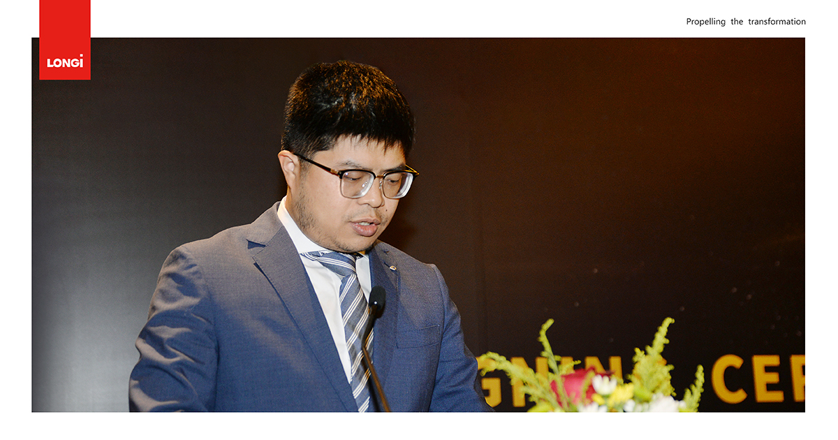 longi_solar's tweet photo. #LONGi is to supply 400MW of #HiMO5 modules for the Rabigh Solar PV IPP project in #SaudiArabia via its EPC contractor  China Energy Engineering Group! It was great attending the signing ceremony in Riyadh with our partner, GTek Solar! #LONGiCollab Read: https://t.co/YvJktWH78O https://t.co/RzPsRElPgb