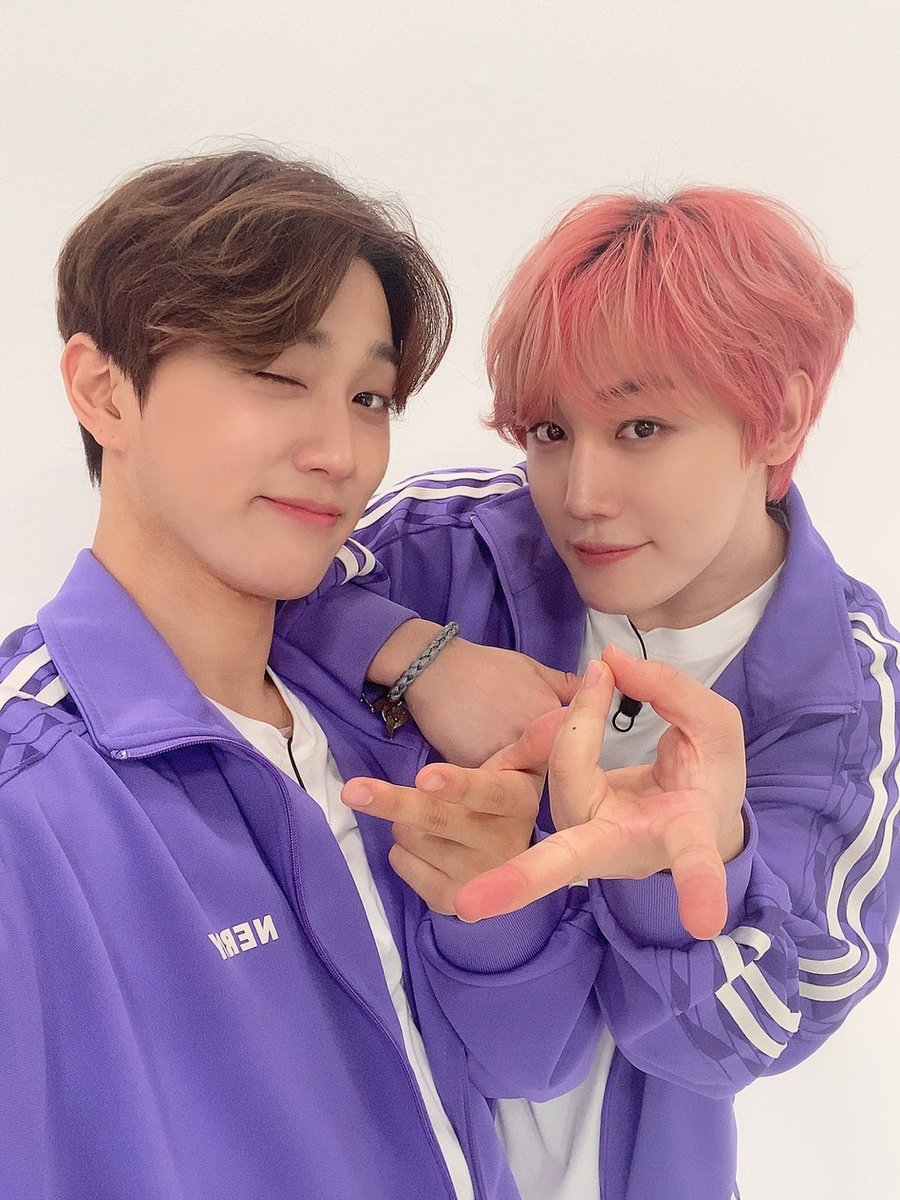 GoldenChild's tweet photo. [🎥] 레전드 웃수저 저스트비는 아이돌림픽을 찢어💔 I #아이돌림픽 I EP.19 (출처 : ALL THE K-POP | YouTube)

▶ https://t.co/sSEcRmGD7I

#GoldenChild #GNCD
#이장준 #LeeJangJun #JangJun
#홍주찬 #HongJooChan #JooChan https://t.co/z04eugSRLy