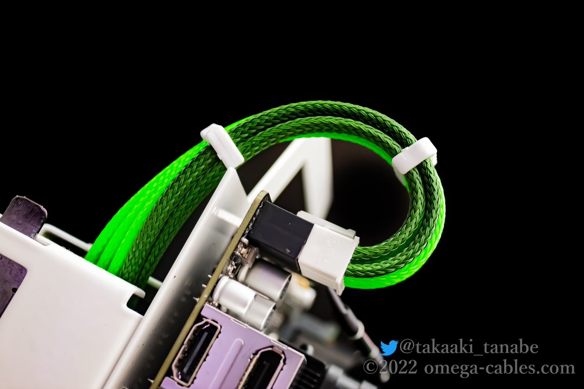 omegacables_jp's tweet image. オープンフレーム用のフルモジュラーケーブルを製作させていただきました！

ちょうどいい長さでPSU周りもスッキリ✨
まだ完成形ではないそうなので全体像は今は控えさせていただきます。

お時間いただきましたが、今後の進捗を楽しみにしております。
PC所有者様@takaaki_tanabe 

#スリーブケーブル