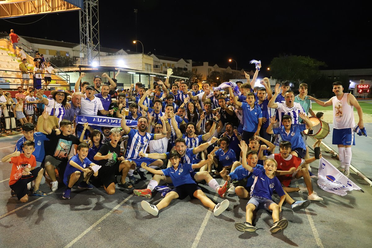 LaRinconada_Web's tweet photo. 2-1: El sueño está a noventa minutos
La @UDRinconada, gracias a los goles de  #Joni y #Mimi, se impone al @CVentippo y se clasifica para la final de los Play Offs. Enfrente, tendrá al @VILLAFRANCOCF, que apeó al @UDMoronCF 💙⚽️ #LaRinconada https://t.co/nlZpWoWIfP https://t.co/25NRcfkiZ6