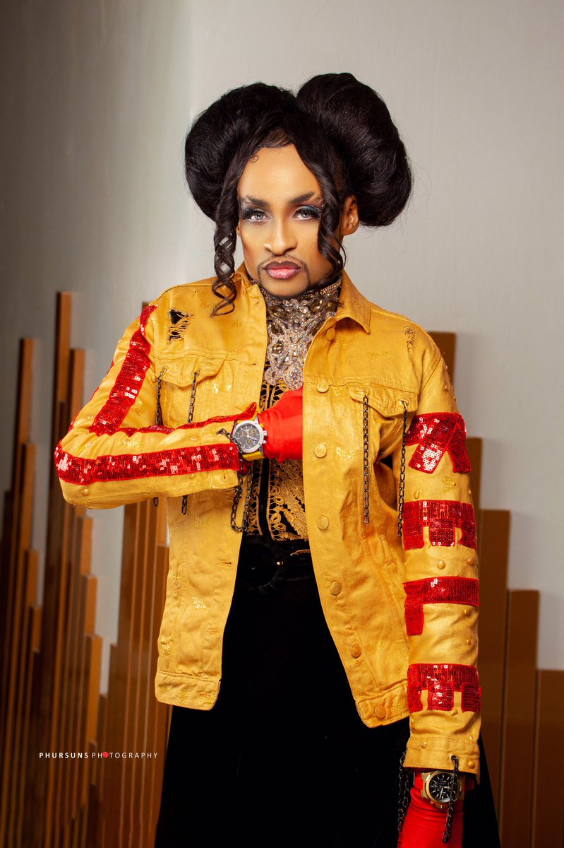 JacketsbyNimi's tweet photo. Pop culture Icon DENRELE ‘RELE’ EDUN reimagined in our Bespoke 12k gold Vanity Jacket ™
The enigma that is Denrele Edun is likened to Gold; a corrosion-resistant metal that stays shiny forever.
To us the Rele brand is a golden brand.
#JacketsbyNimi #relegoldjacket https://t.co/qiAnwLS1l8