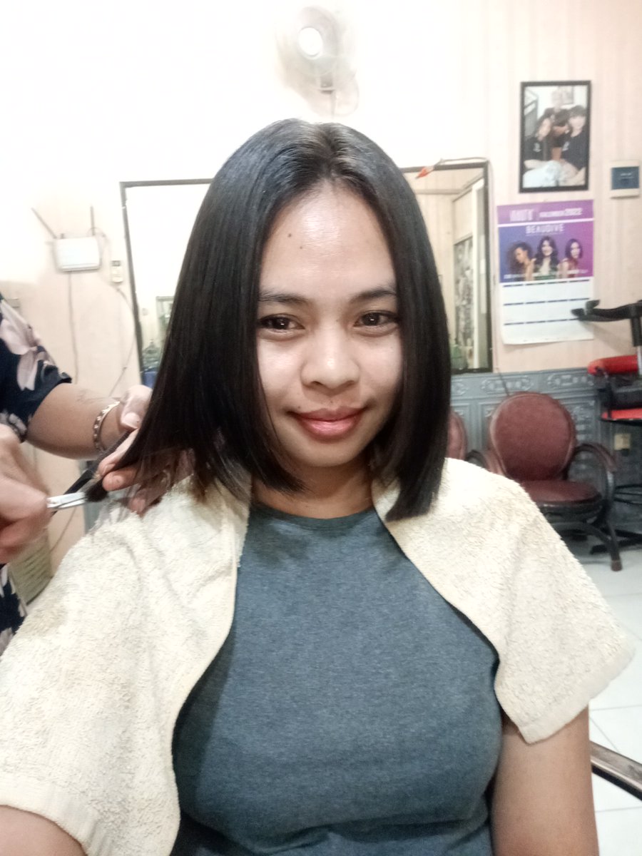 MalaManis4's tweet photo. Nyalon ... Biyar tambah cantikkk .... 🤭🤭🤭 https://t.co/u2HnG4I8l5