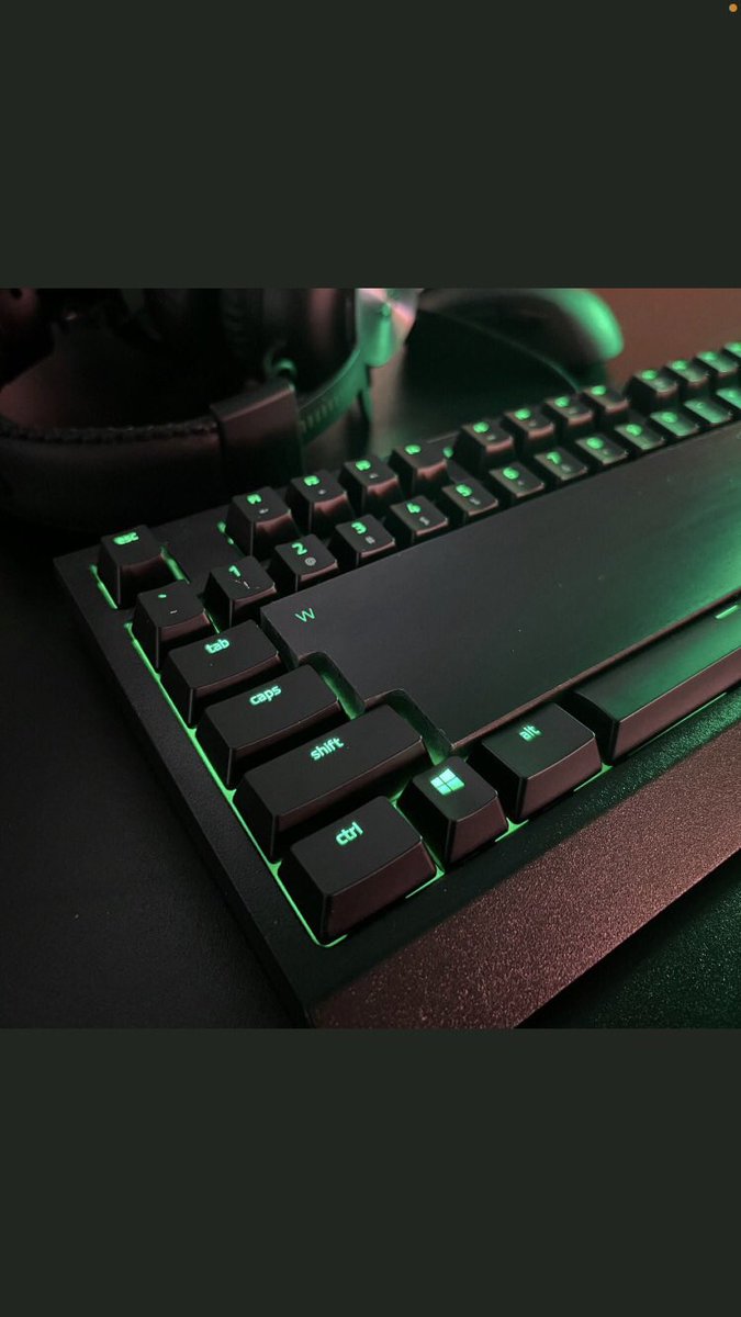 I made a warrior and it came with a new keyboard. Watch out  <a href="/Mudcxx/">Mud</a> <a href="/sx6_magnusz/">mr mag</a> the strat is to close my eyes and listen for the rampage procs.