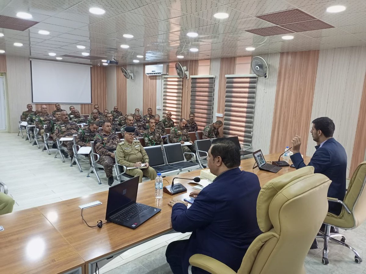 HusseinFadheli's tweet photo. محاضرتنا اليوم في محافظة الأنبار برفقة السيد نائب رئيس اللجنة الوطنية الدائمة للقانون الدولي الانساني الدكتور @fadhilalgarawy حول (مبادئ القانون الدولي الانساني) وتعريفهم بدور واهمية اللجنة الوطنية الدائمة للقانون الدولي الانساني في العراق
#القانون_الدولي_الانساني https://t.co/Q2rb1Ntdy4