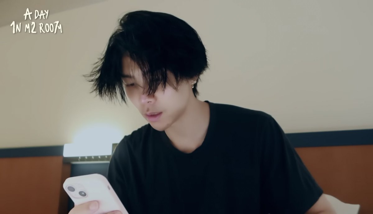 밤🐶 tweet media