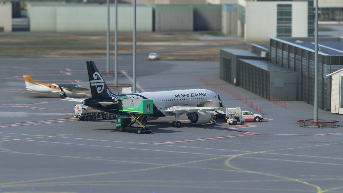 adamswingfly's tweet photo. Air New Zealand at Queenstown Airport 

#Airnewzealand #AirbusA320neo #Airbus #A320neo #queenstown #queenstownairport #airportturnaround #blackcaps https://t.co/EkTxgk1AlW