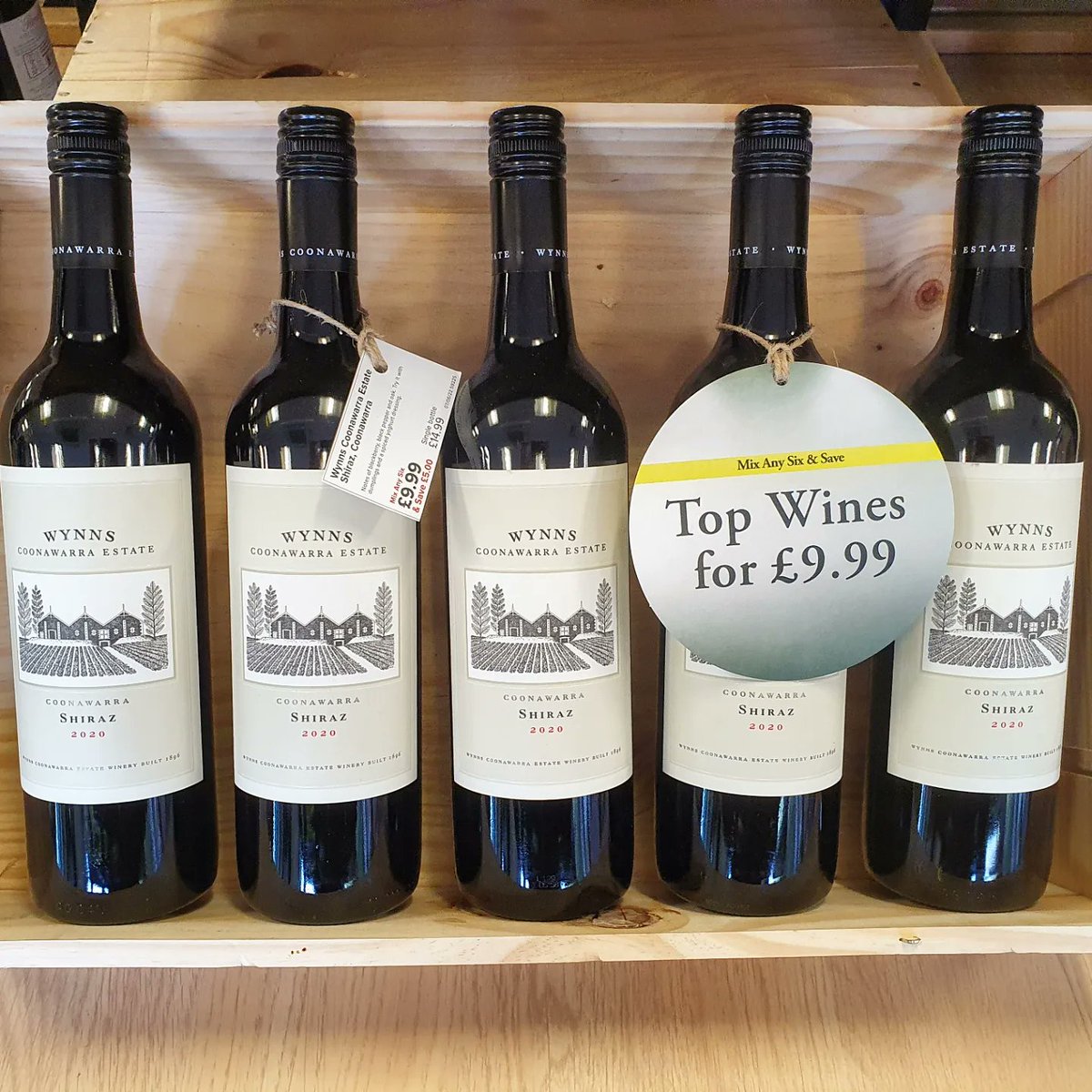 majesticsale's tweet photo. Last chance to grab some our Top Wines For £9.99! 🏷 (End midnight Monday 13th June)

That's a massive £6 OFF @marisco_wines Kings Favour and £5 OFF @wynnscoonawarra Shiraz. 

Shop in store, online or by mail order, give us a call on 0161 976 4120! 

#BestSellers #TopPicks https://t.co/x5qacoXmRc