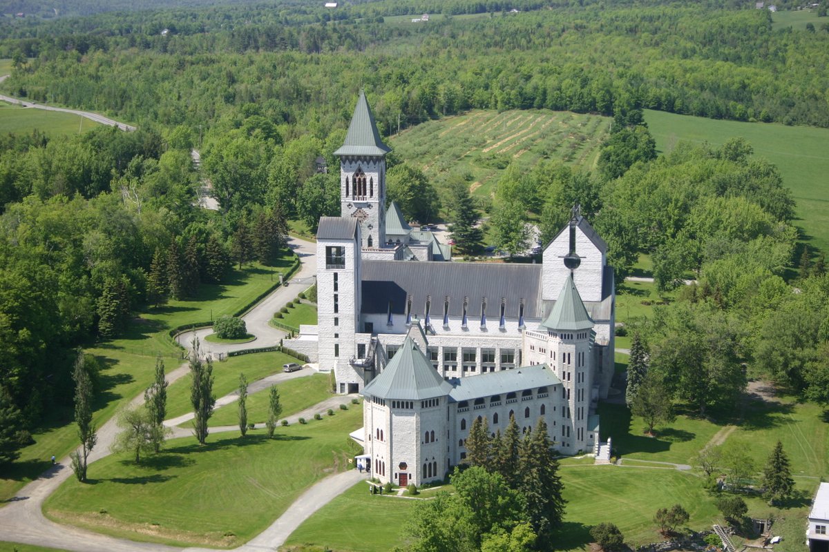 tourisme_quebec's tweet photo. [ COMMUNIQUÉ ]
Le @GouvQc est heureux d'accorder une aide financière de 5 M$ à l'Abbaye de Saint-Benoît-du-Lac dans les Cantons-de-l'Est, pour soutenir la réalisation d'un projet de réfection de ses infrastructures.
👉https://t.co/tf3QqUoZ4u

#TourismeQc https://t.co/jxUdwgwSoW