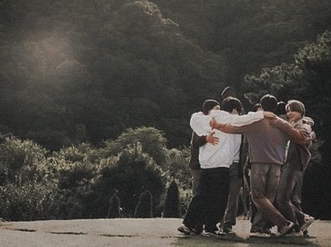 JeonChelshi's tweet photo. I love you 7. Happy nine years ✨ https://t.co/XXpAfOOnS9