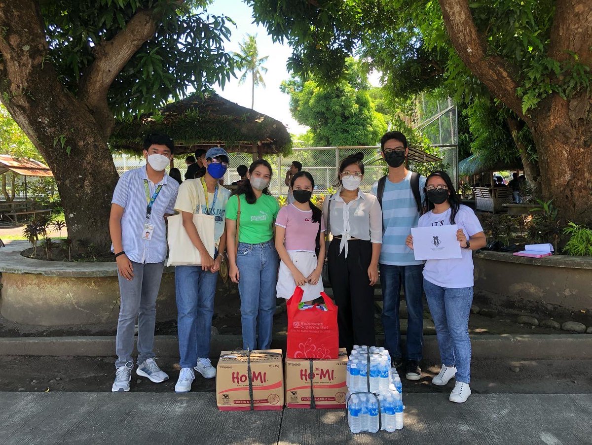 PICEBUSC's tweet photo. The Philippine Institute of Civil Engineers - Bicol University Student Chapter started accepting in-kind donations for the Tarabangan para sa Bulusan program from partner organizations and institutions. https://t.co/eAn3VxunRR