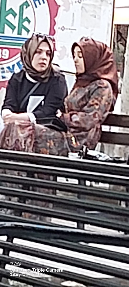 TURBANLI OROSPULARRR BACAK DUDAKLARRR CANLII NASILLARR YORUMLAYIN