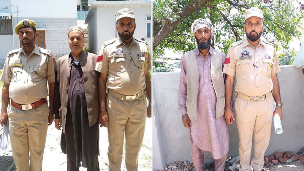mirror7news's tweet image. 2 men, evading arrest for years, caught in Kashmir
 &amp;gt;&amp;gt; Watch Now youtu.be/0dRHxWbq2CA

#2 #men, #evading #arrest #News #NewsUpdate #LatestNews #TodayNews #BreakingNews #Trending #TrendingNews #Headlines #NewsHeadlines