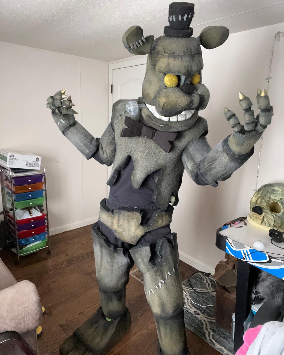 Nightmare/NightBear FNAF cosplay from @spookyempire! What do you think  about this amazing cosplay from @it_is_your_boi_isaiah ?