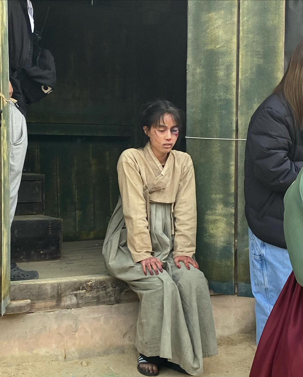bean930_'s tweet photo. 220613 #윤서아 인스타 🤎💛 https://t.co/0m82cWCTEZ