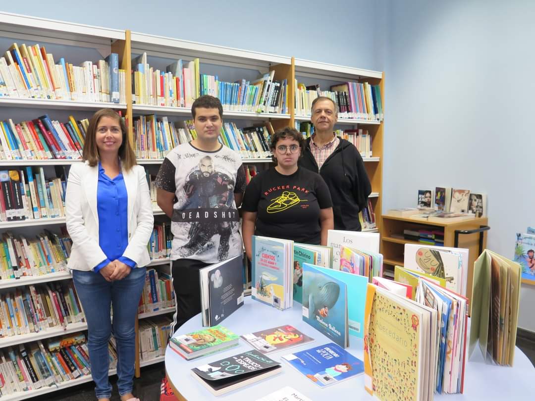 El Alumnado de 2° del Programa de Formación Profesional Adaptada de Administración y Gestión del IES #SantaMaríadeGuía, finaliza sus prácticas en la Biblioteca Pública Miguel Santiago.