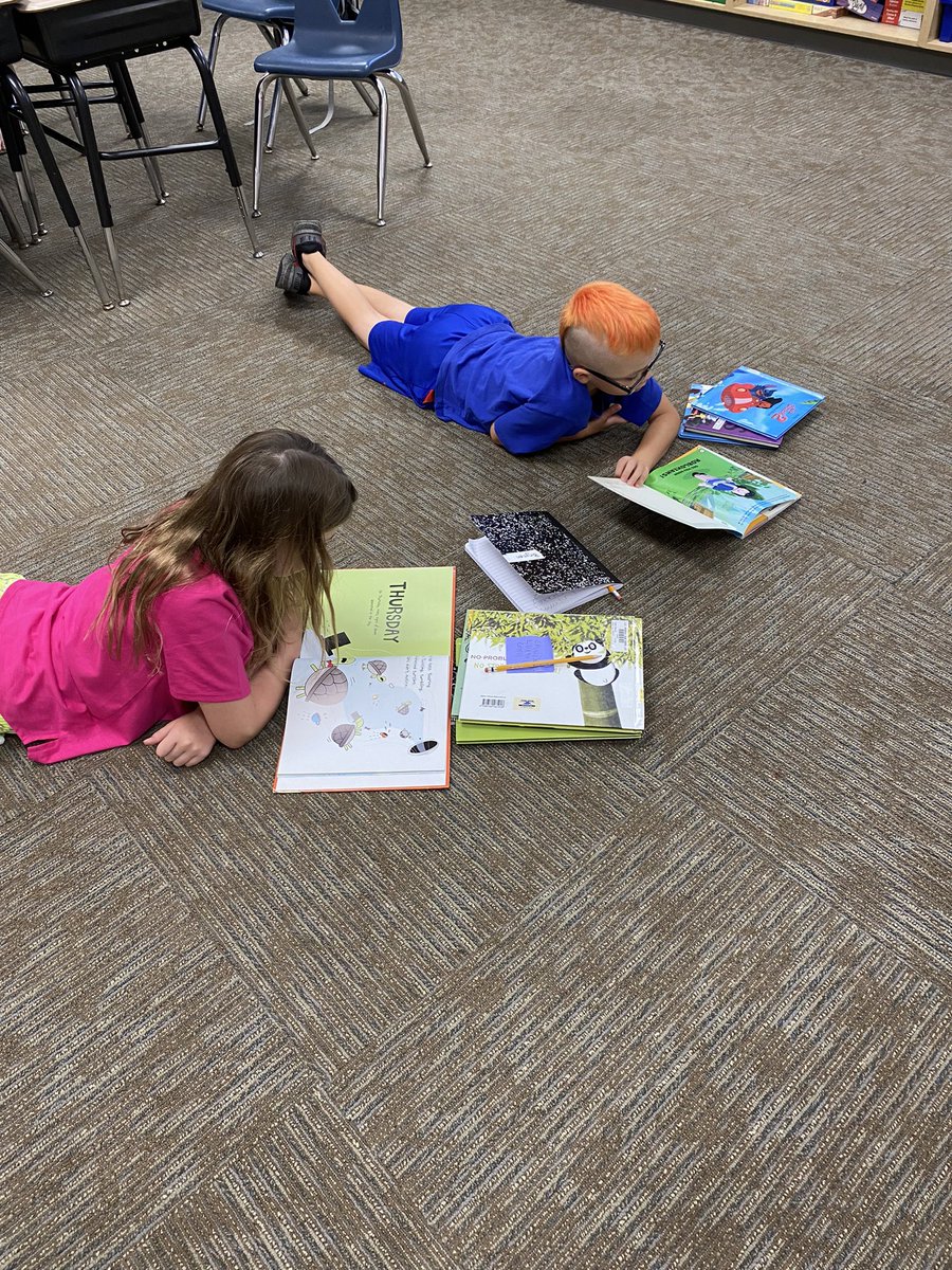 MrsTJohnston's tweet photo. #GCReads Summer reading Camp is in full swing!❤️ Excited for 2 weeks of reading joy!! @HillmanClass @Thirdgrade143 https://t.co/2io7cqzjdo