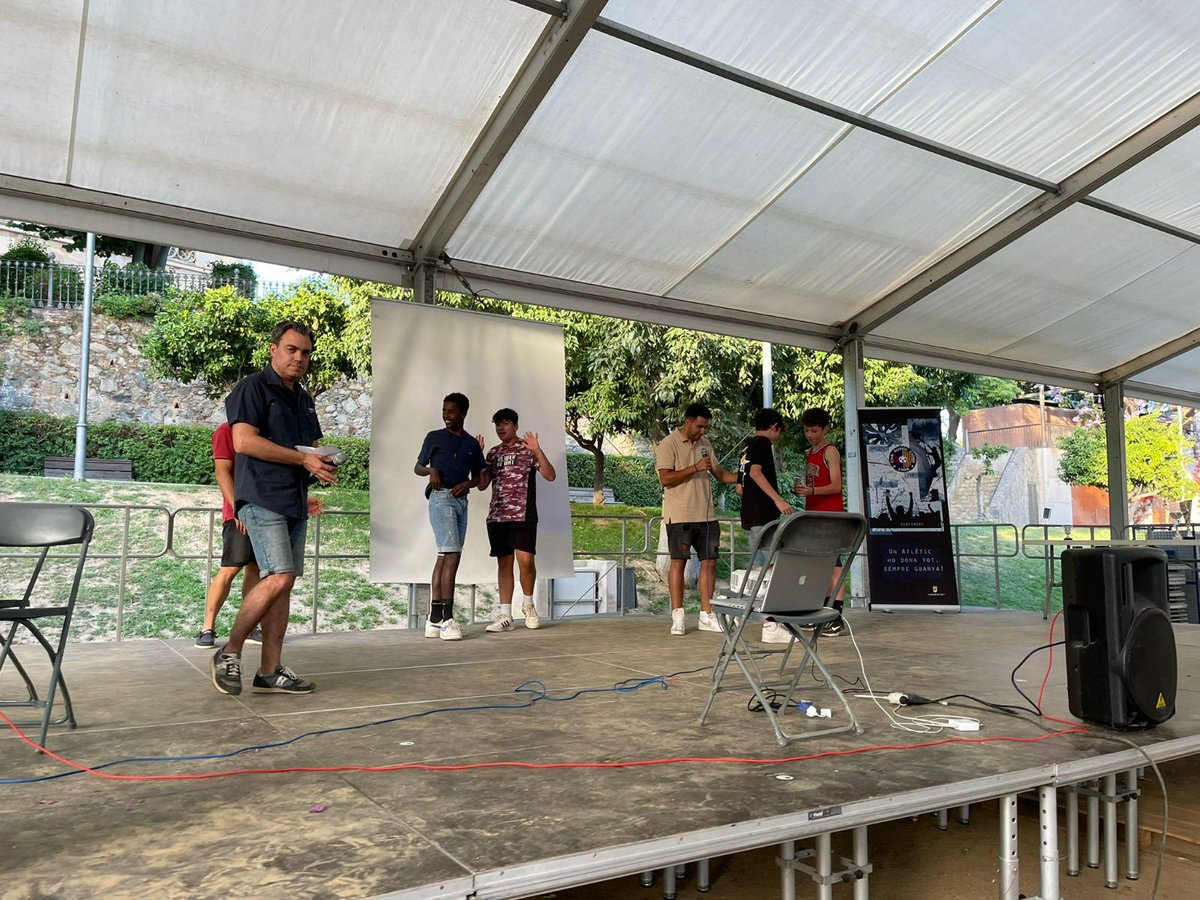 🎉 Dissabte vam tancar la temporada 21-22 amb la Festa Final de Temporada de l’Atlètic Català F.S., al Parc de Can Rafart.
Una festa plena de sorpreses, novetats i convidats especials. 🎉