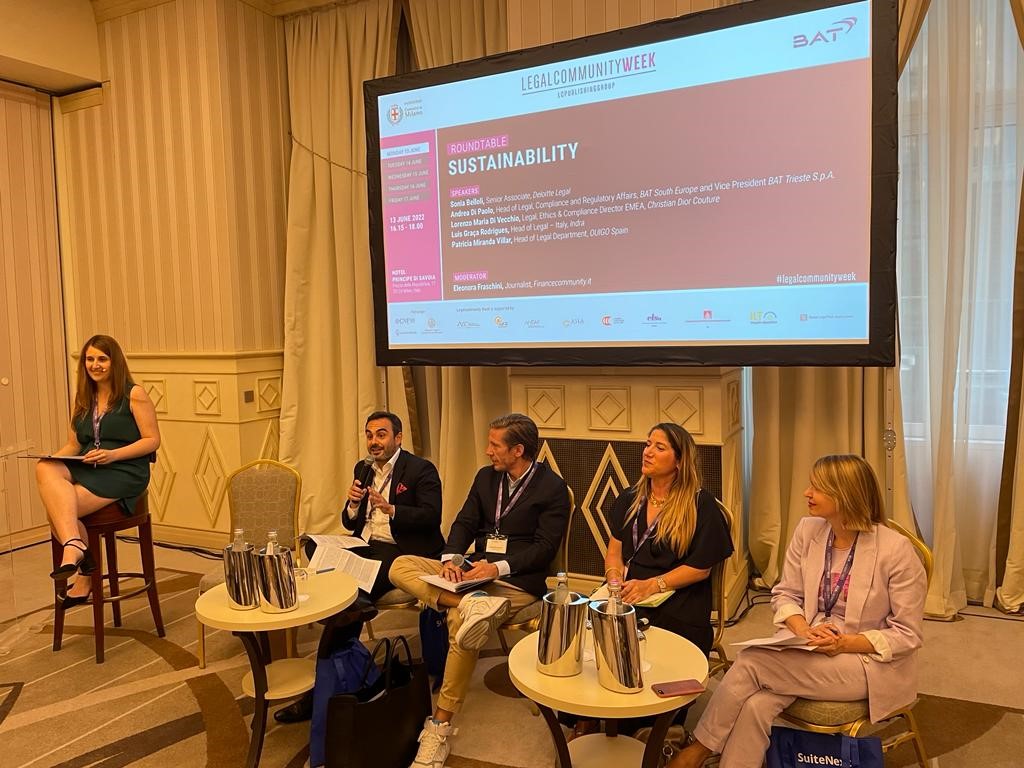 MinsaitItalia's tweet image. Luís Filipe Da Graça: "le grandi aziende abbiamo la responsabilità di promuovere gli obiettivi #ESG all’interno della nostra catena di valore, chiedendo ai nostri partner, anche in ambito legale, il raggiungimento di obiettivi ESG ambiziosi"   #Legalcommunityweek