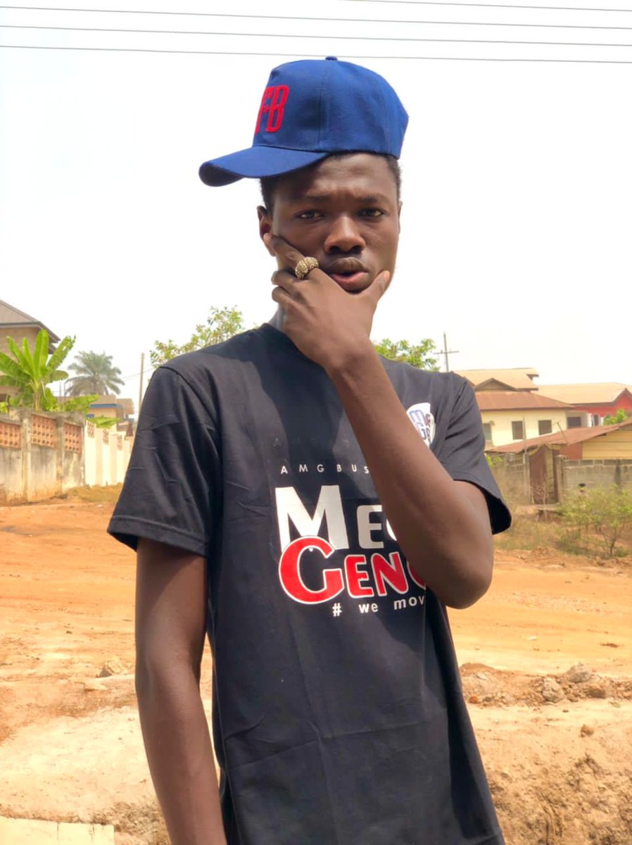 AmgStreetcode's tweet photo. Please stream #Ahomasuo by @AmgMedikal 🔥🔥🔥 https://t.co/iRDf76LCI3 https://t.co/sudaRbCCdu