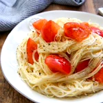 酸っぱ過ぎない絶妙な味に仕上がる？!トマトとの組み合わせが美味しそうな素麺レシピ!
