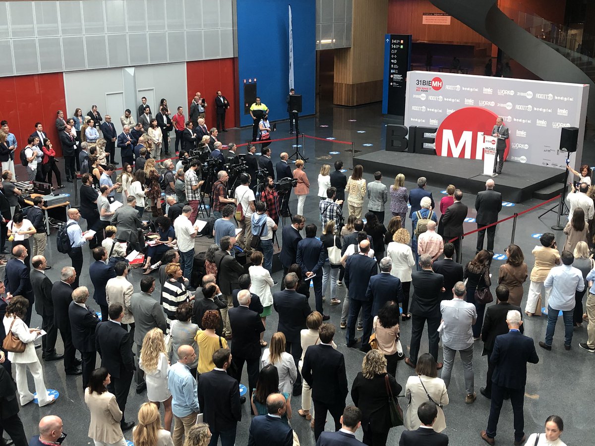 BIEMH AZOKAREN INAUGURAZIO OFIZIALA ⚙️

Iñigo Urkullu <a href="/iurkullu/">Iñigo Urkullu</a> Legendakariaren eskutik 

Iñigo Urkullu inaugura la 31 edición de #BIEMH