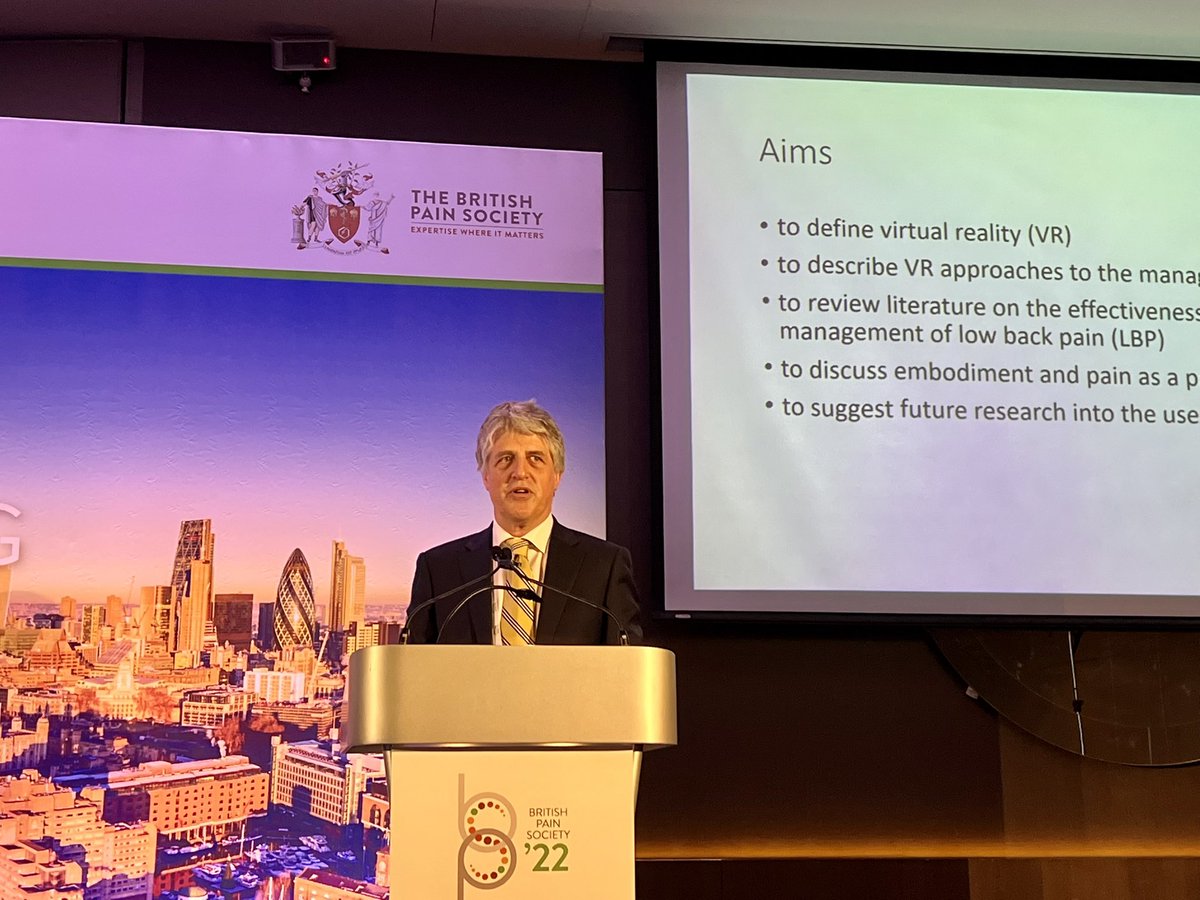 DrArunBhaskar's tweet image. #BPSASM2022 Dr Owen Williamson speaking on the role of VR in the management of back pain