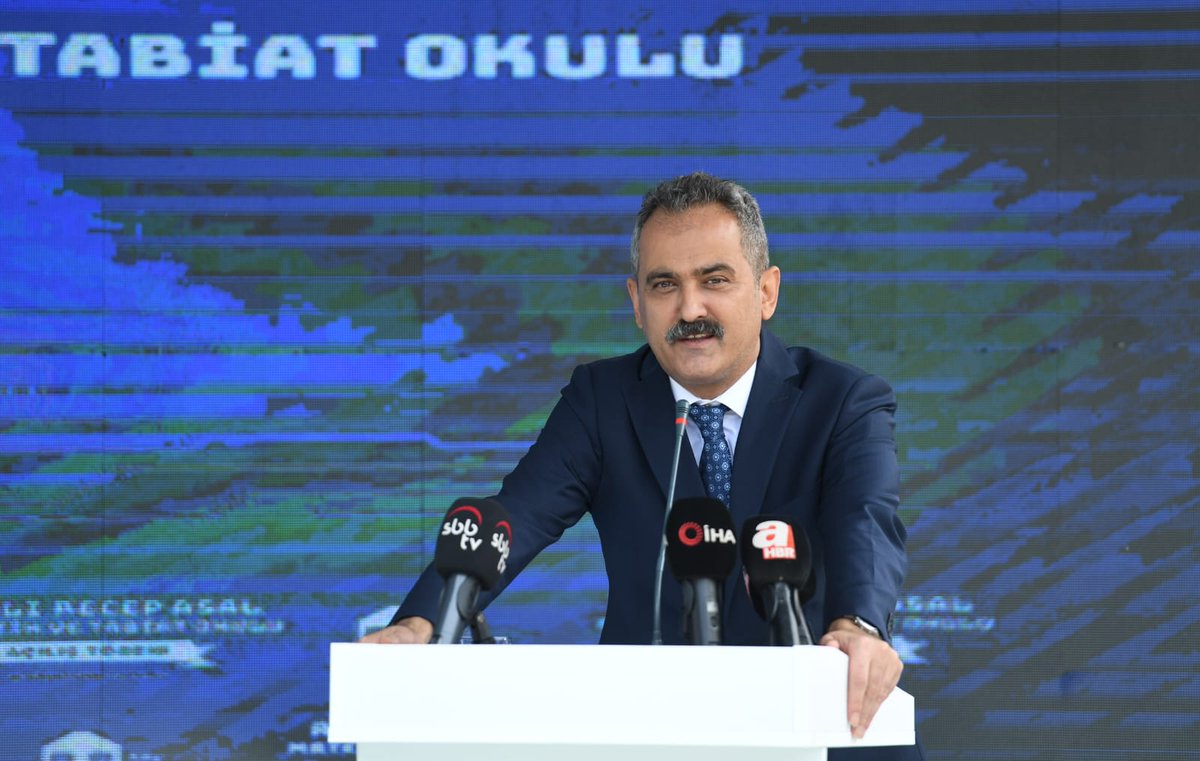 tcmeb's tweet photo. Köy Okulları, Köy Yaşam Merkezlerine Dönüşüyor

Bakan Özer: Köy okullarımızı tekrar hayata kazandırarak ilkokuldan anaokuluna, halk eğitimi merkezinden gençlik kampına vatandaşın aktif kullanacağı mekânlara dönüştüreceğiz.

👉https://t.co/Jo2xAoxYTD https://t.co/Z1rBroT32C