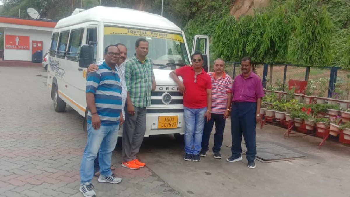 Silver Lines - Guest from Pune on 6 Days Tour To Assam Meghalaya With 17 Seater AC Tempo Traveller, Online Book Assam Meghalaya Travel Packages from Pune, Book 17 Seater AC Tempo Traveller for Assam Meghalaya at Low Fare, Low Cost Tempo Traveller for Assam Meghalaya, Good Tempo Traveller Agents in Guwahati for Assam Meghalaya