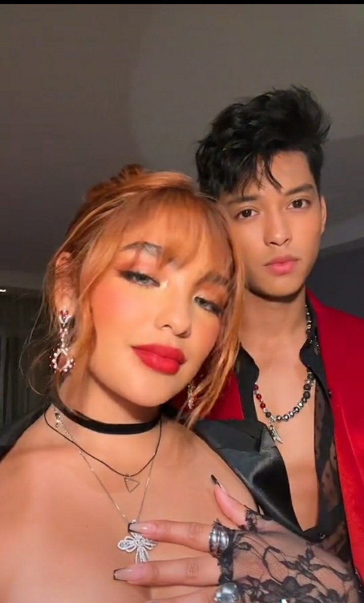 femirlyn's tweet photo. THEIR HOTNESS IS ON ANOTHER LEVEL. https://t.co/jXc5B5fxkp
