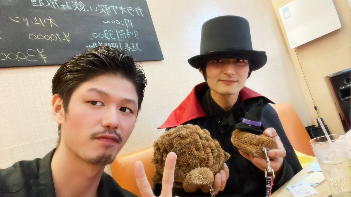 タワシって台所で食器を洗うやつ?散歩って動物をひもに繋いで引きずること？そんなたわしおじさんを板橋区の東武東上線ときわ台近くリルインフィニティというカフェバー&amp;こども食堂をで見た?
#たわしおじさん #タワシおじさん #リルインフィニティ #カフェバー #常盤台  #板橋区 #ときわ台 #こども食堂 