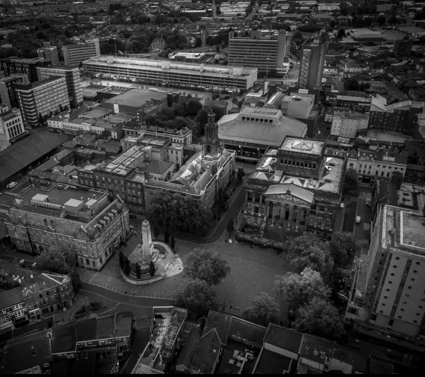 HarrisPreston's tweet photo. Welcome to #MuseumWeek2022! 🏛️
Can you spot the Harris Museum? 🔎
This photograph captures our Grade I listed building from a rarely seen angle!
📷 - Thanks to Martin Saunders capturing this image.
#HarrisMuseum https://t.co/L9BiRlljma