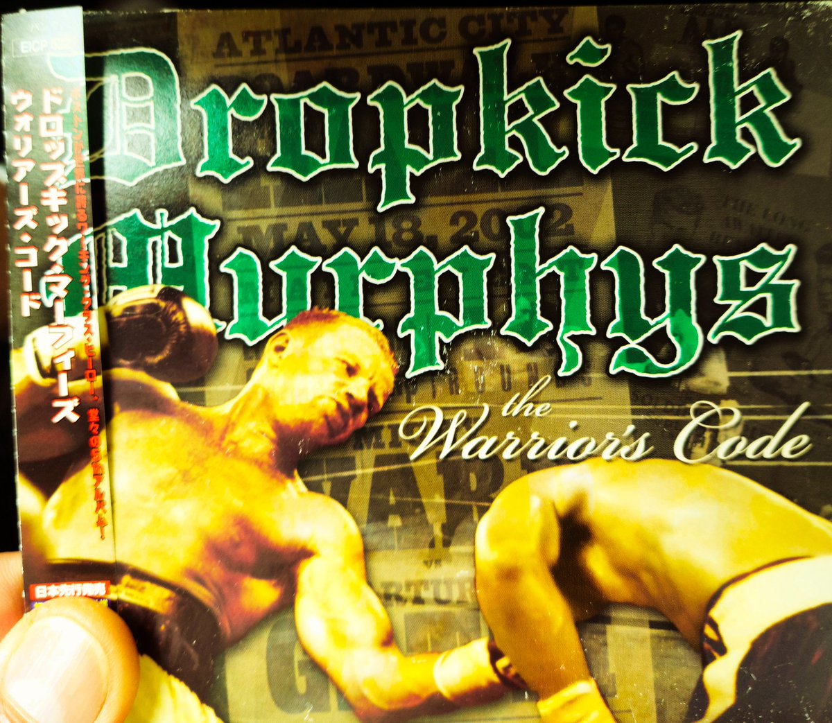 Zielony666's tweet photo. Epic @DropkickMurphys \m/ Let's Go Bhoys @celtics !!! #BleedGreen #DropkickMurphys #JapanCD https://t.co/h8u7WVOvid