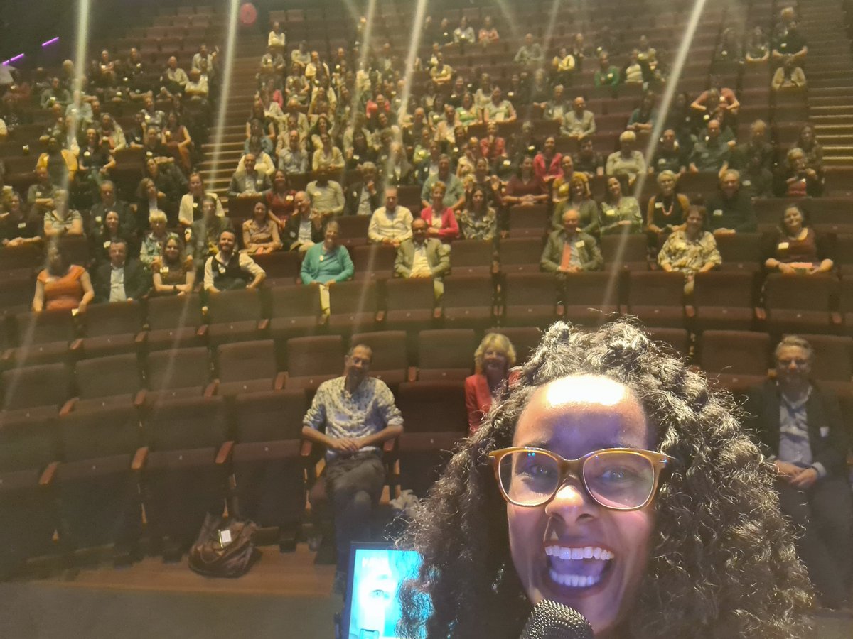 De #archiefdagen zijn van start! Het beloven twee mooie inhoudelijke dagen te worden met een enthousiast publiek.