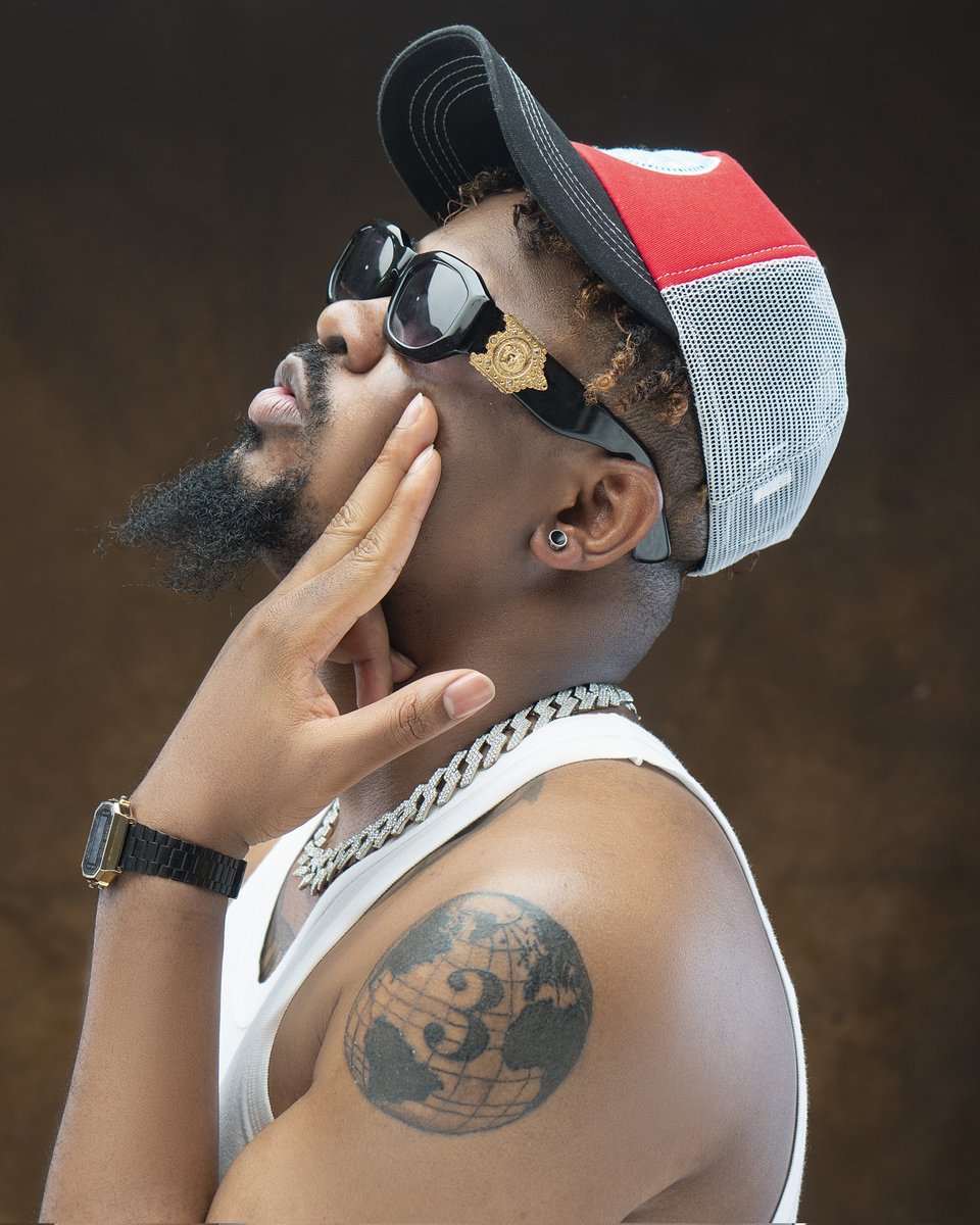 realrecrealll's tweet photo. Your dream is not what you see when you sleep.
Your dream is that thing that doesn't let you sleep.

Anticipate my new jam coming up on the 17th! 

Sleeping WHAT HAPPENED #CryptoNews #cryptocrash #DortmundinGhana #DoKwon #doggy #ISIS #daterush https://t.co/deRvHQaWZg