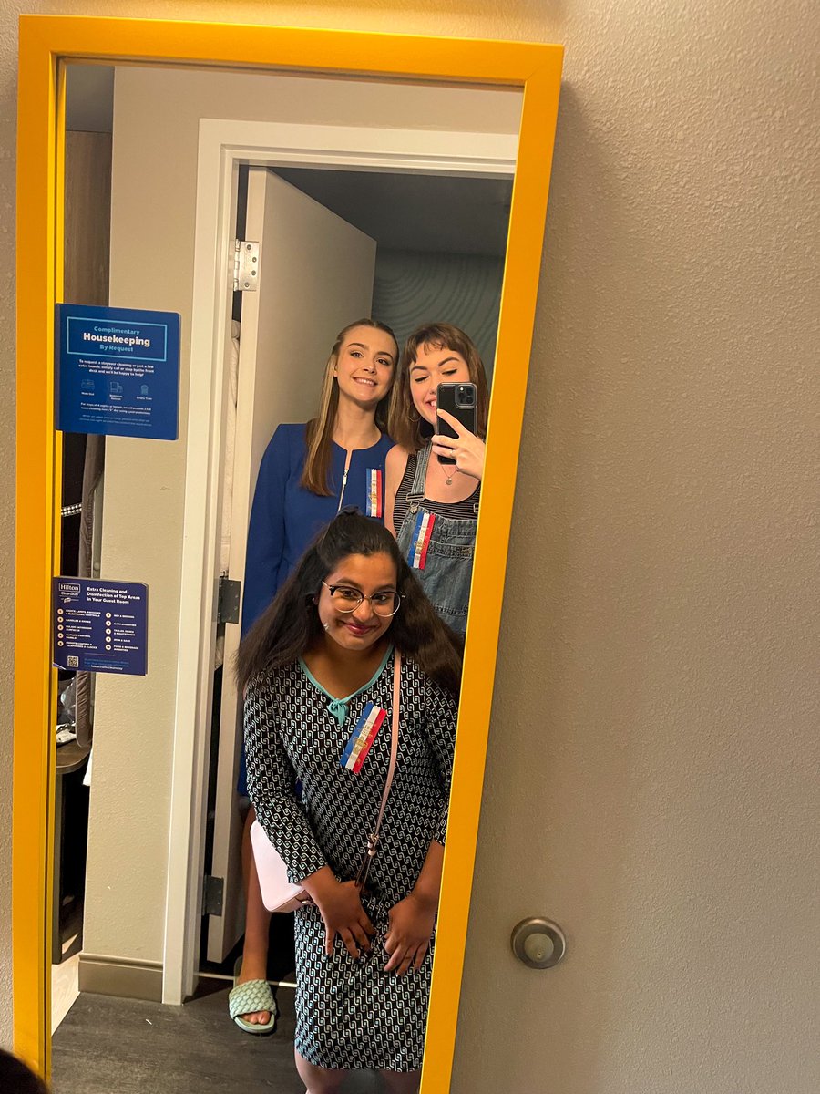 PLSpeech's tweet photo. ~the Lakers have landed in Kentucky~

Competition for #nats22 begins today! Prior Lake is sending three competitors in total to the national tournament:

Ally Jonas is our main stage qualifier in HI who will begin competition today! Everyone send Ally your well wishes. https://t.co/ItVDF53zpP