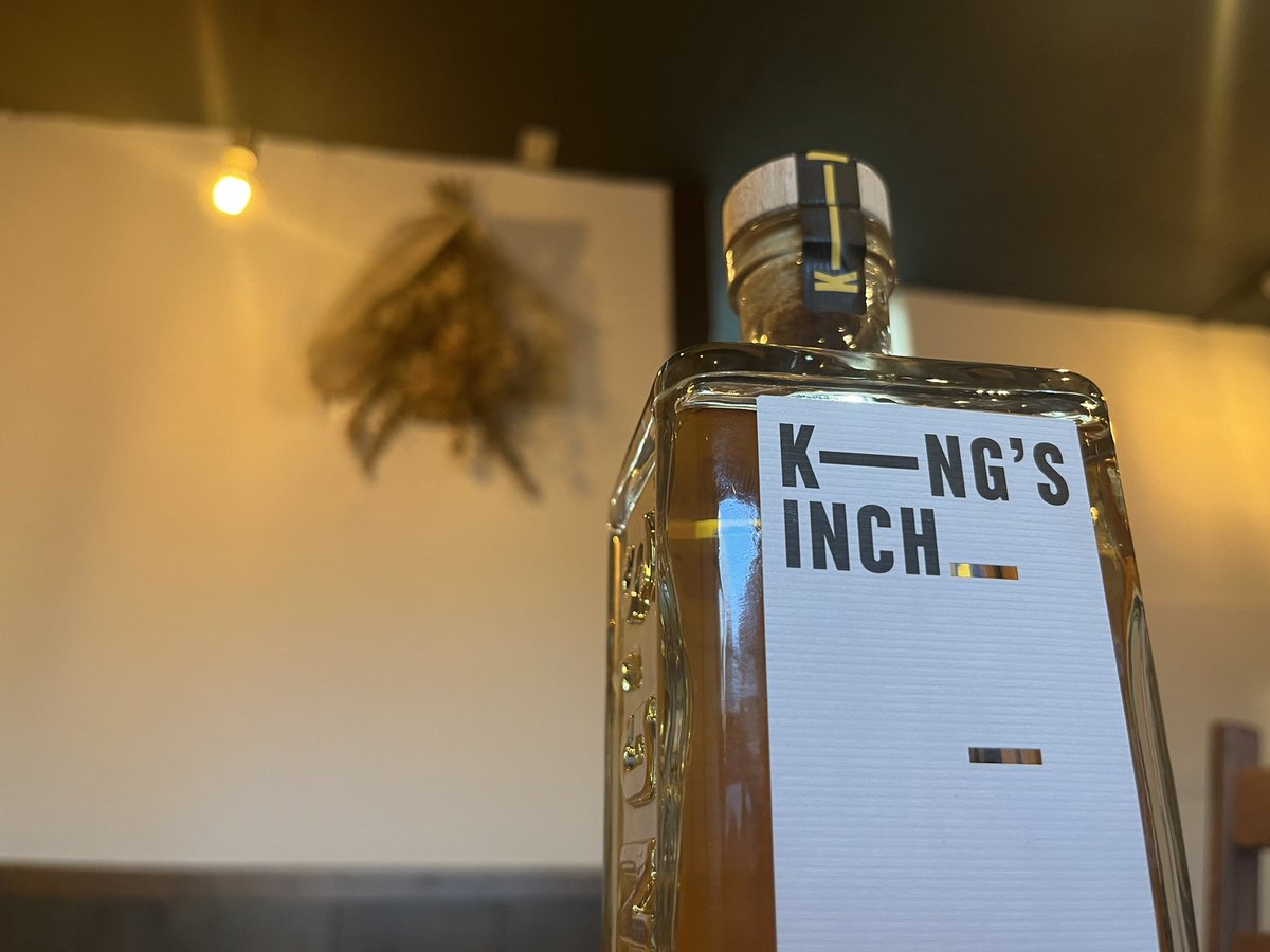 Corydal_cafebar's tweet photo. 先日入荷した���イスキーのご紹介です！

King's Inch Glasgow Single Malt Whisky
キングスインチ グラスゴー シングルモルト ウイスキー

詳しくはInstagramの投稿をご覧ください！ https://t.co/EbsnE9zUGW