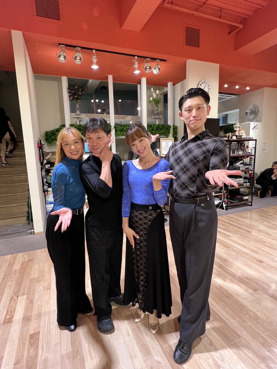 ryugendancers's tweet photo. 【サンテレビの番組収録でした✨】
ついに情報解禁となりました!
サンテレビにて
『 ボールルームダンスwithMe 』
が7月8日から放送されます。
関西各地のスタジオやダンサーが社交ダンスの楽しさを伝える30分番組。ぜひご視聴ください!
ダンス・アミューズもでるよ✨
https://t.co/p4GM2muRFu https://t.co/Up9erZMRfc