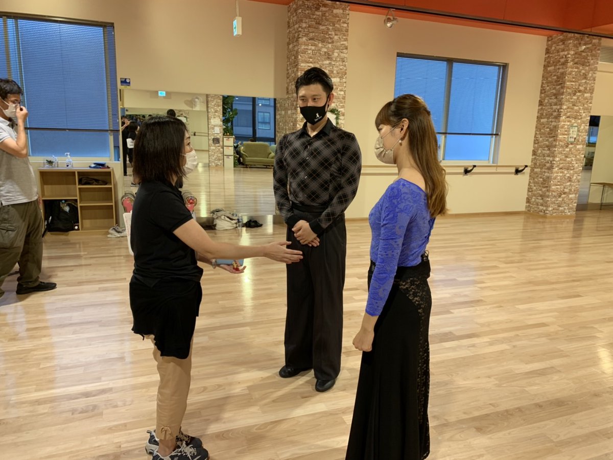 ryugendancers's tweet photo. 【サンテレビの番組収録でした✨】
ついに情報解禁となりました!
サンテレビにて
『 ボールルームダンスwithMe 』
が7月8日から放送されます。
関西各地のスタジオやダンサーが社交ダンスの楽しさを伝える30分番組。ぜひご視聴ください!
ダンス・アミューズもでるよ✨
https://t.co/p4GM2muRFu https://t.co/Up9erZMRfc